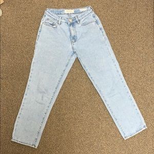 PacSun light blue wash mom jeans